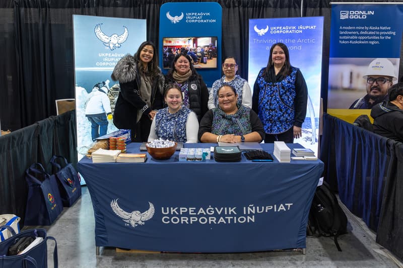 UIC Thanks Shareholders and Friends for Attending AFN Convention (4/5)