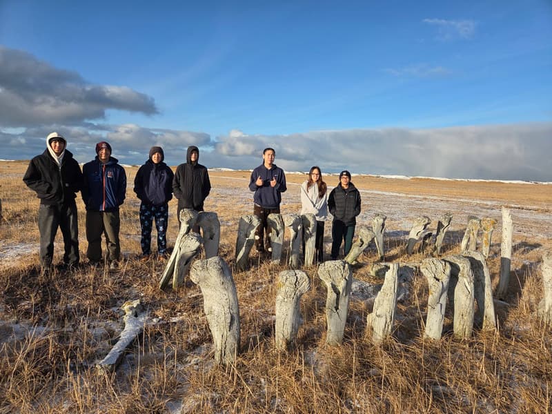 Visiting Students Explore Tikigaq (1/5)